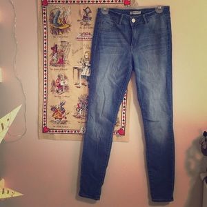 Refuge size 8 Dark blue skinny jeans
